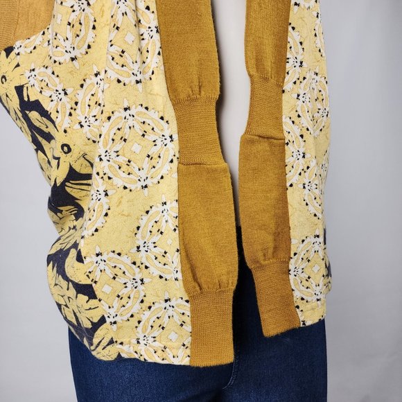 Preloved Yellow Floral Knit Printed Vest Size L - Picture 3 of 10